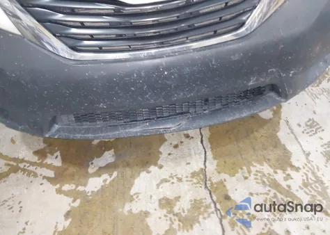 2011 Toyota Sienna Le V6 из США, поврежденный, VIN 5TDKK3DC0BS140610